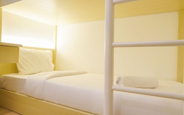 Fully Furnished With Comfortable Design 2Br Sky House Apartment Bsd – Guest Rooms – Legok