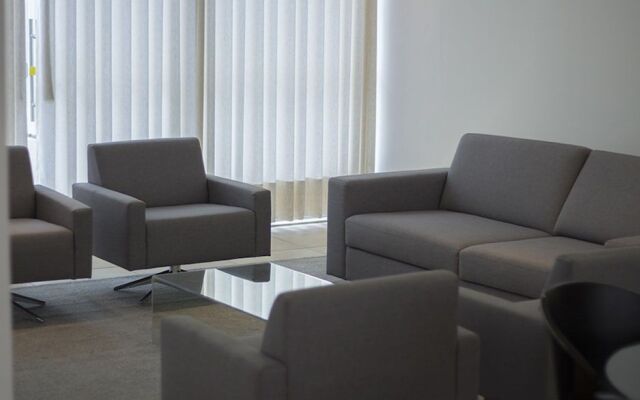 Venice Park Hplus Long Stay