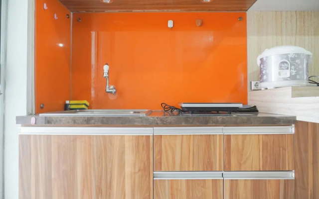 Homey And Strategic 2Br At Bassura City Apartment