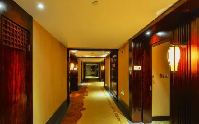 Tanfeng Hot Spring Resort