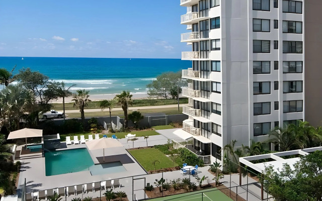 Boulevard Towers