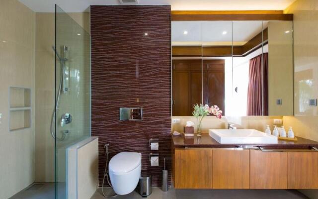 Dasiri Lakefront Villa Premium