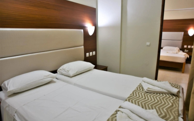 Euroxenia Marathon Hotel