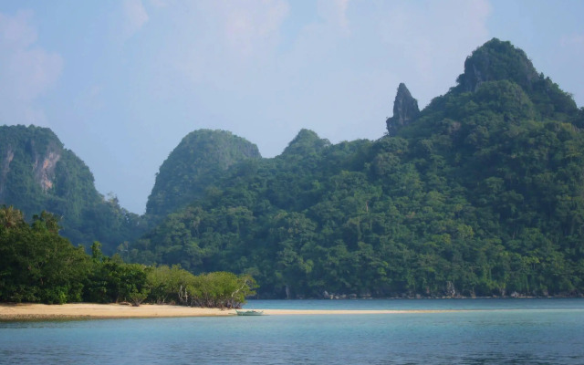 Palawan Secret Cruise