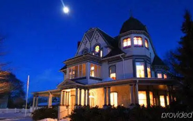 Royal Inn Columbia/Fort Jackson