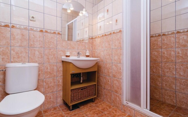 Nice Home in Orasac With Wifi and 6 Bedrooms