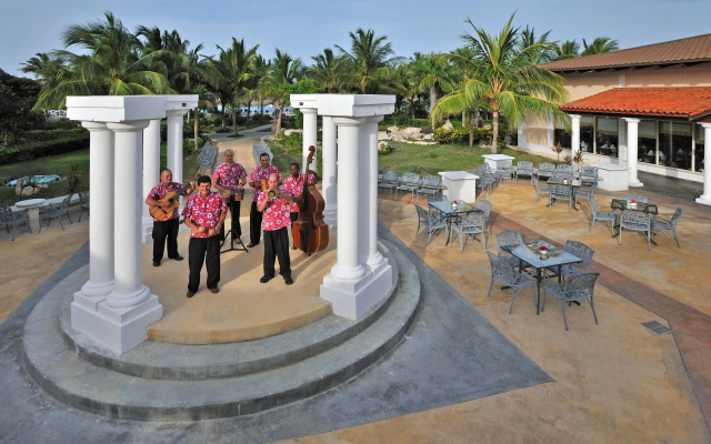 Melia Cayo Santa Maria