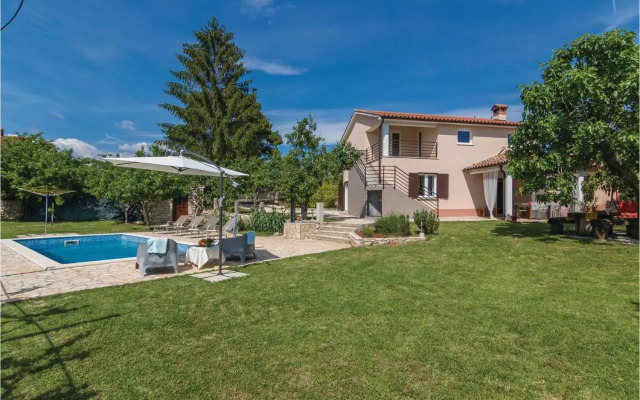 Holiday home Cere Cere II