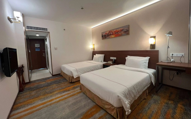 Days Inn By Wyndham Guangzhou
