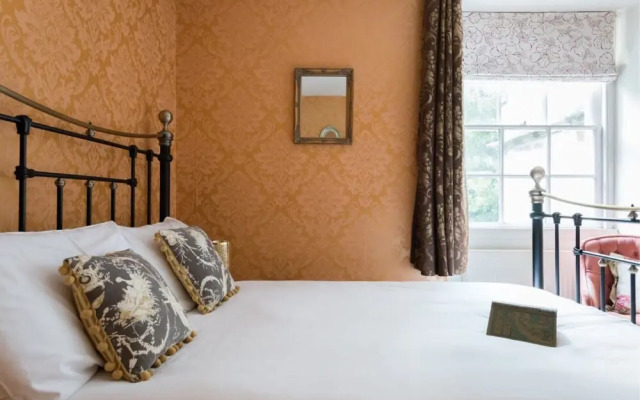 The Wonderland Townhouse - Amazing Alice In Wonderland 8Bdr [Vr]