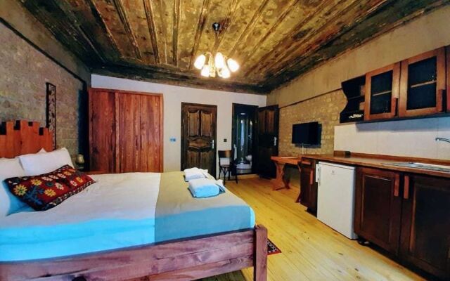 Maria Balat Hotel