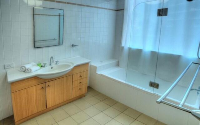 Oceania Beachside Holiday Apartments