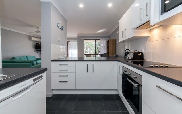 Bay Parklands, Unit 33/2 Gowrie Avenue