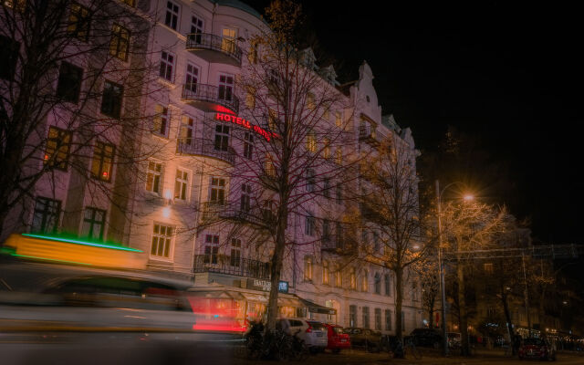 hotelImage