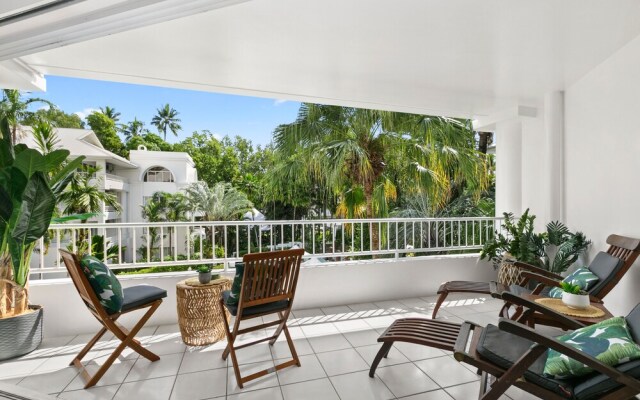 Poolside Apt. in Alamanda Beachfront Resort 56