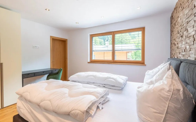 Spacious Holiday Apartment Near Kitzbuhel