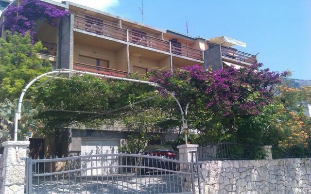 Bor - with great view - SA2(2)Levant