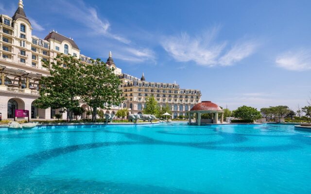 Crowne Plaza Qingdao Ocean Spring Resort by IHG