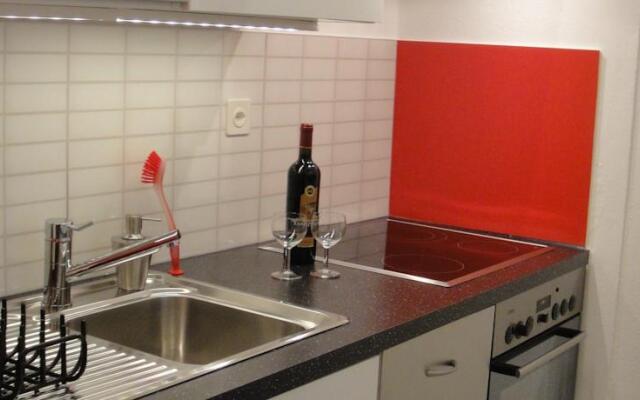 Barga Studios & Apartments