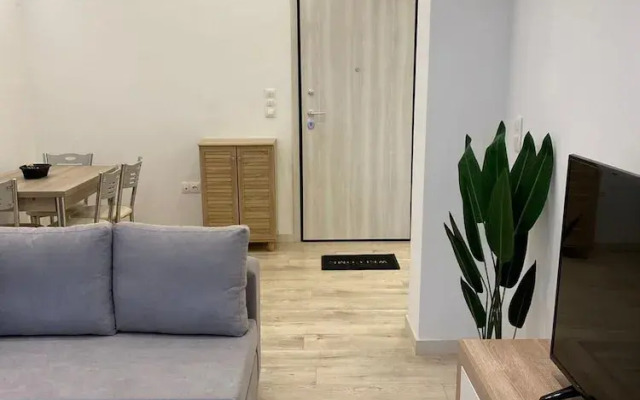 Elysian Apartment - At067