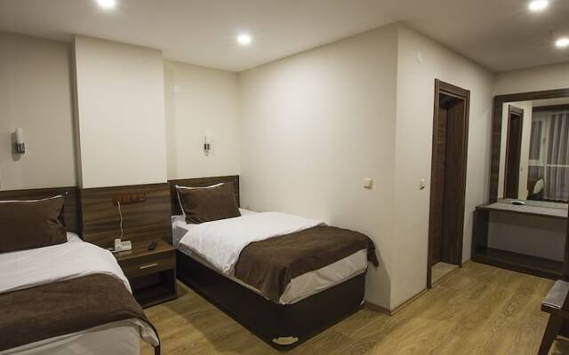Liva Hotel