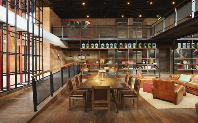 The Artisan D.C. Hotel, Autograph Collection