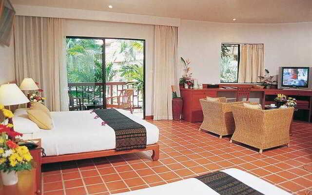 Salathai Resort