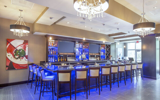 Crowne Plaza Shenandoah - The Woodlands Area by IHG