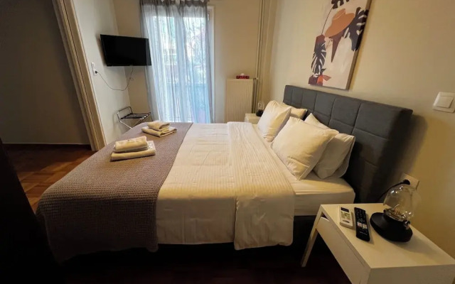 Pnyka Apartment 1
