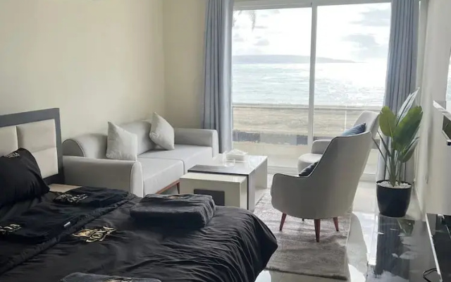 Voya Hotel and Suites