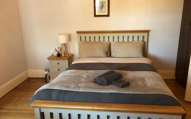 Riverbank Villa Devonport