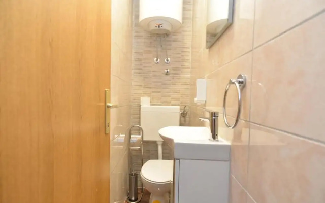Spacious Flat With Pool Just 300m From the Beach