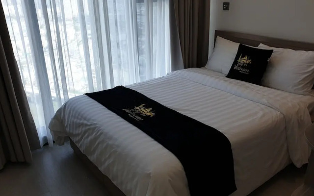 Stay In Vietnam Vinhomes Golden River