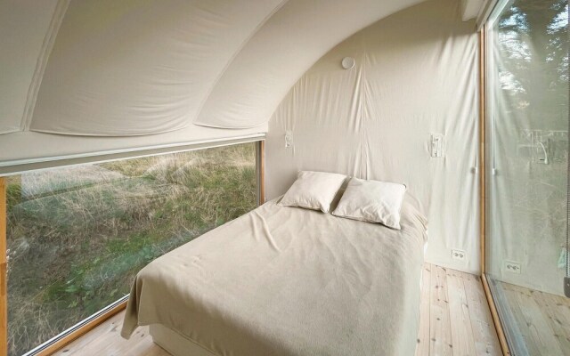 Amazing Home in Farsund With Wifi and 5 Bedrooms