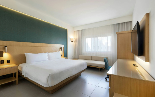 Courtyard By Marriott Cancun Airport