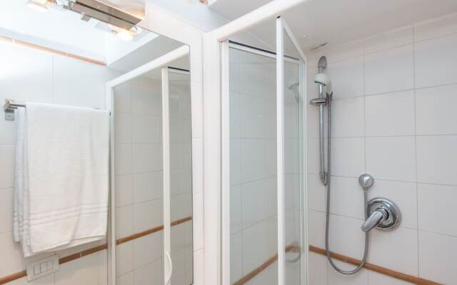 RSH Giulia Enchanting Apartment View