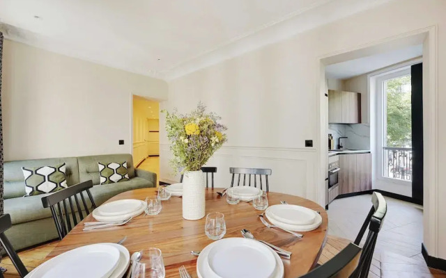 Charming apt - 2br/6p - Ternes/ Arc de Triomphe