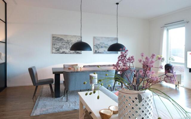 Appealing Apartment in Den Haag With Balcony