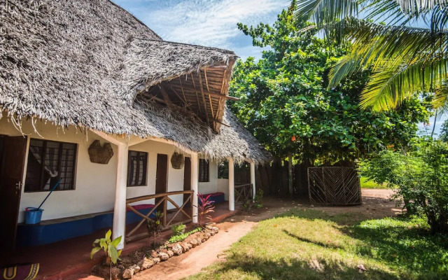 Ocean Breeze Lodge