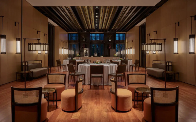 The RuMa Hotel and Residences