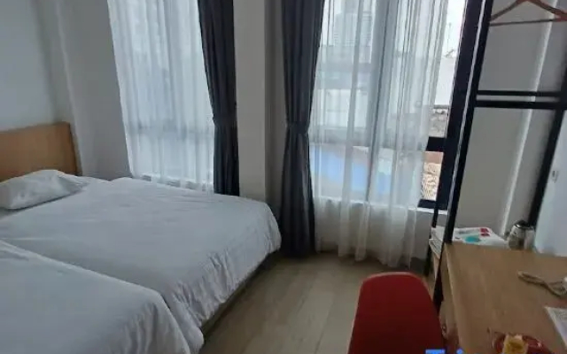 M Hotel Medan