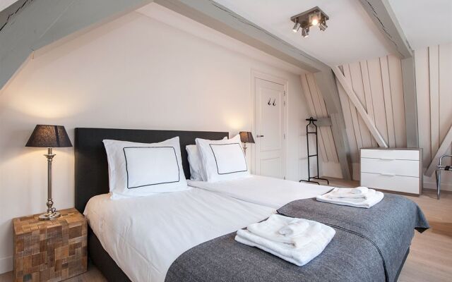 Cityden Canal Serviced Apartments