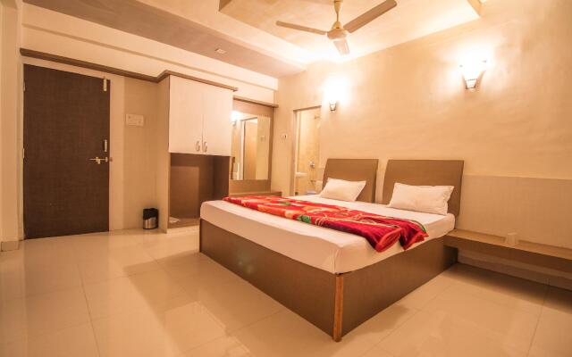 Hotel Yogiraj Palace