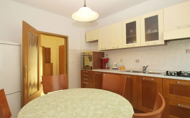Apartment 1704