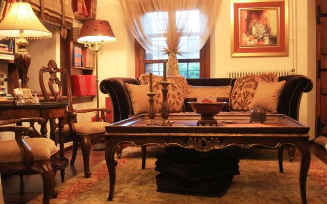 Pileas & Thetis Villa