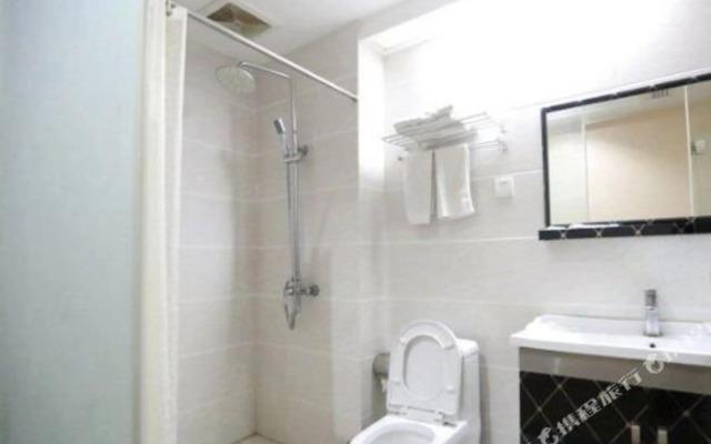 Longding Business Hotel