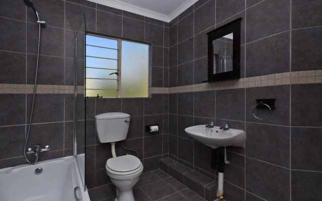 Jozi Apartments Radiokop