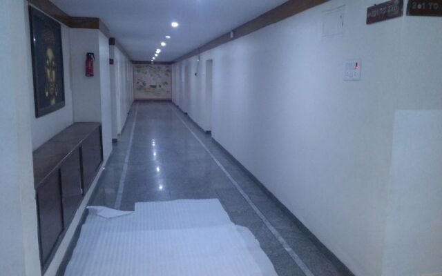 Hotel Sapthagiri Balla