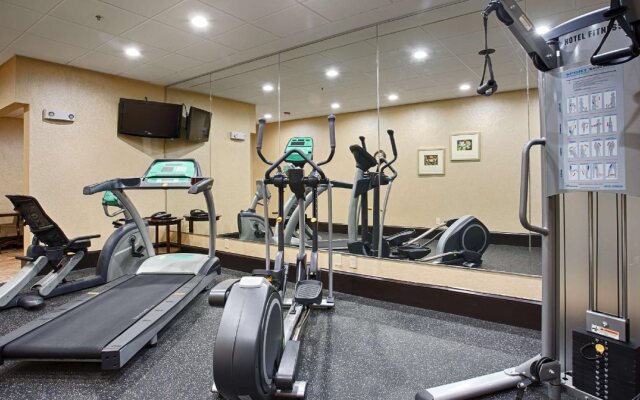 Holiday Inn & Suites Columbia NE - Ft Jackson Area by IHG