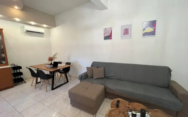 Cozy 1 Bd Apt in Therisos with Balcony